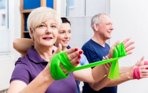 탄력 밴드로 하는 등 운동 #5