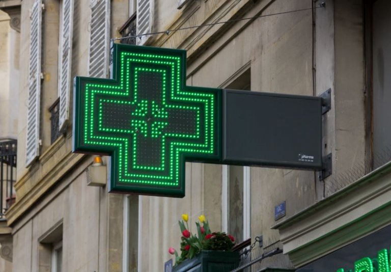 건강보조식품과 화장품