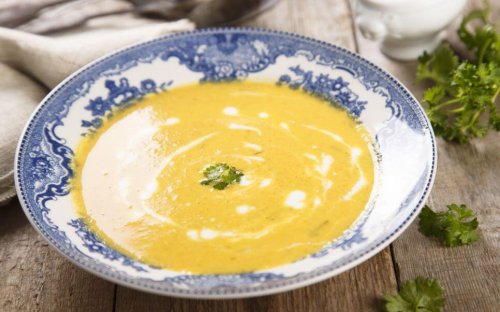 코코넛 당근 수프