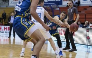 상대 팀의 공격