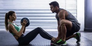 메디신 볼로 운동하기