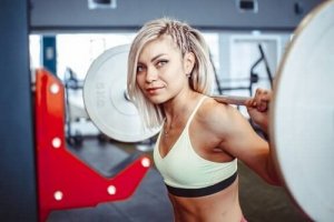 하체를 강화해 주는 바벨 스쿼트