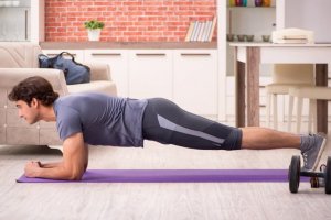 4주 안에 뚜렷한 복부를 만들기 위한 두 번째 프로그램