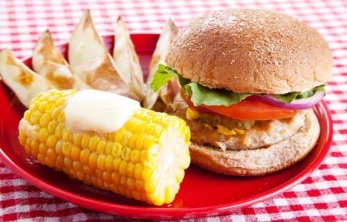 고기 또는 생선으로 만드는 햄버거 레시피