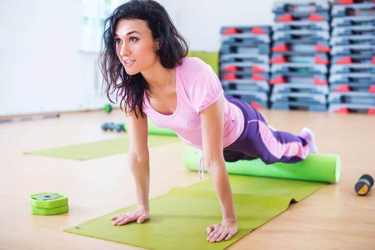 2. 폼롤러 푸시업