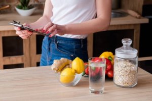 체중 감량과 에너지 균형 간의 관계는 무엇일까?