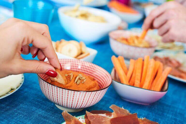 모두에게 인기 있는 채소 스프레드 레시피