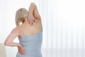 운동으로 관절증 증상을 완화하는 방법