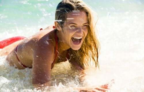 해변 운동으로 몸매를 유지하자