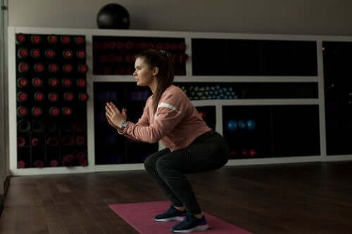 헬스장은 잊고 홈 트레이닝 해보자