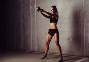 전신 운동을 위해 케틀벨 웨이트 사용하기