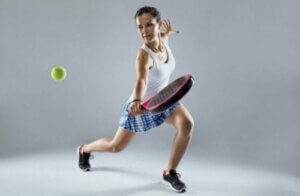 패들 테니스의 트레이 샷을 완벽하게 치는 법