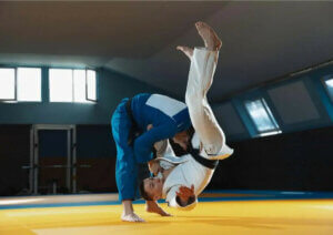 접촉 스포츠에서 부상 예방하기