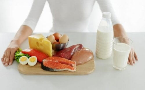 과도한 고지방 식품은 식단에 칼로리를 추가한다