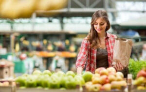 모든 식사에 곡물, 과일, 채소를 포함하자