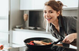 극단적인 지방 섭취량 조절은 건강을 해칠 수 있다