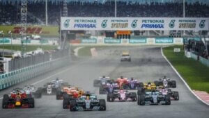 화려한 F1 레이싱 대회에 관한 궁금증 7가지